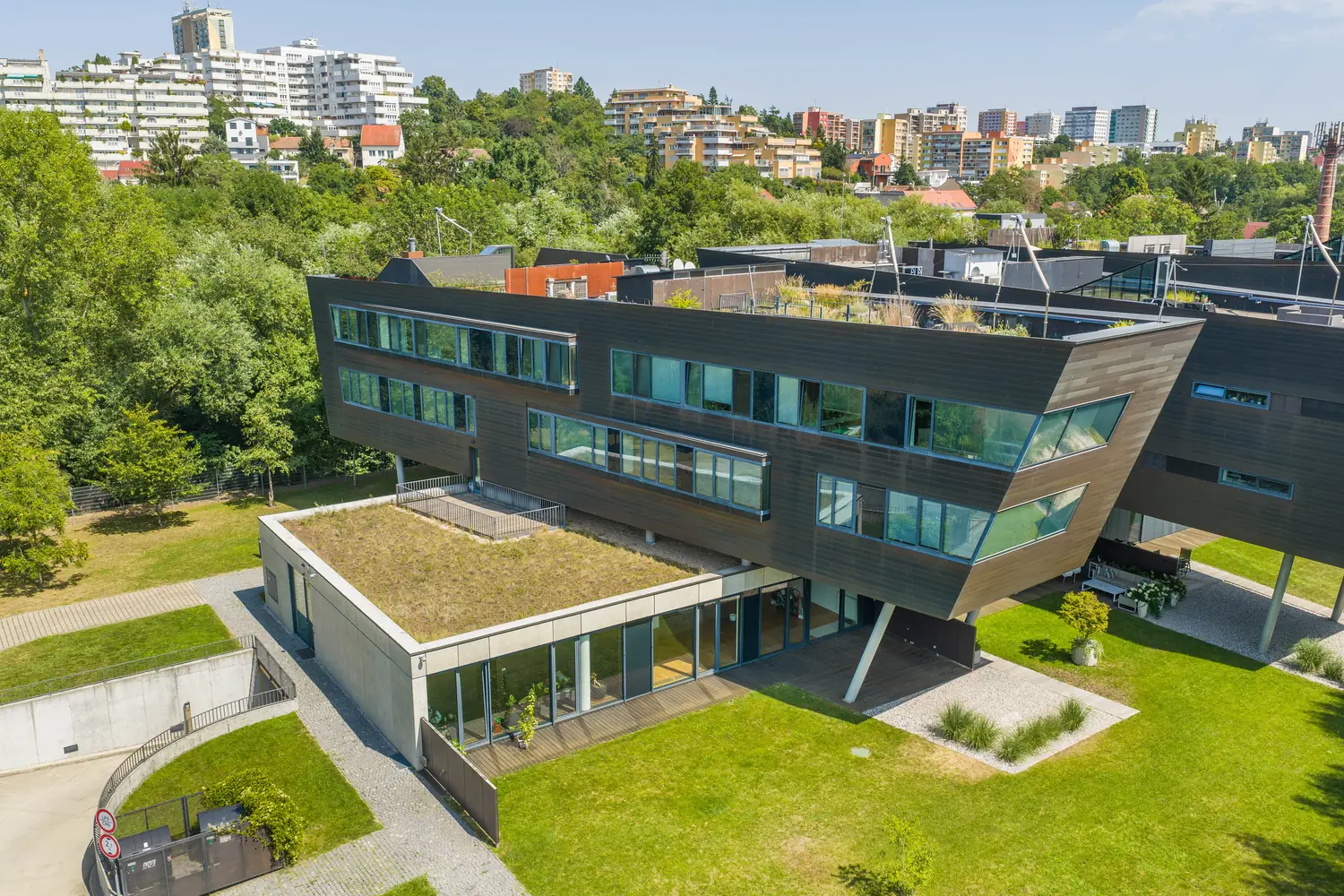 Residence Nautica s rozlehlou společnou pobytovou zahradou